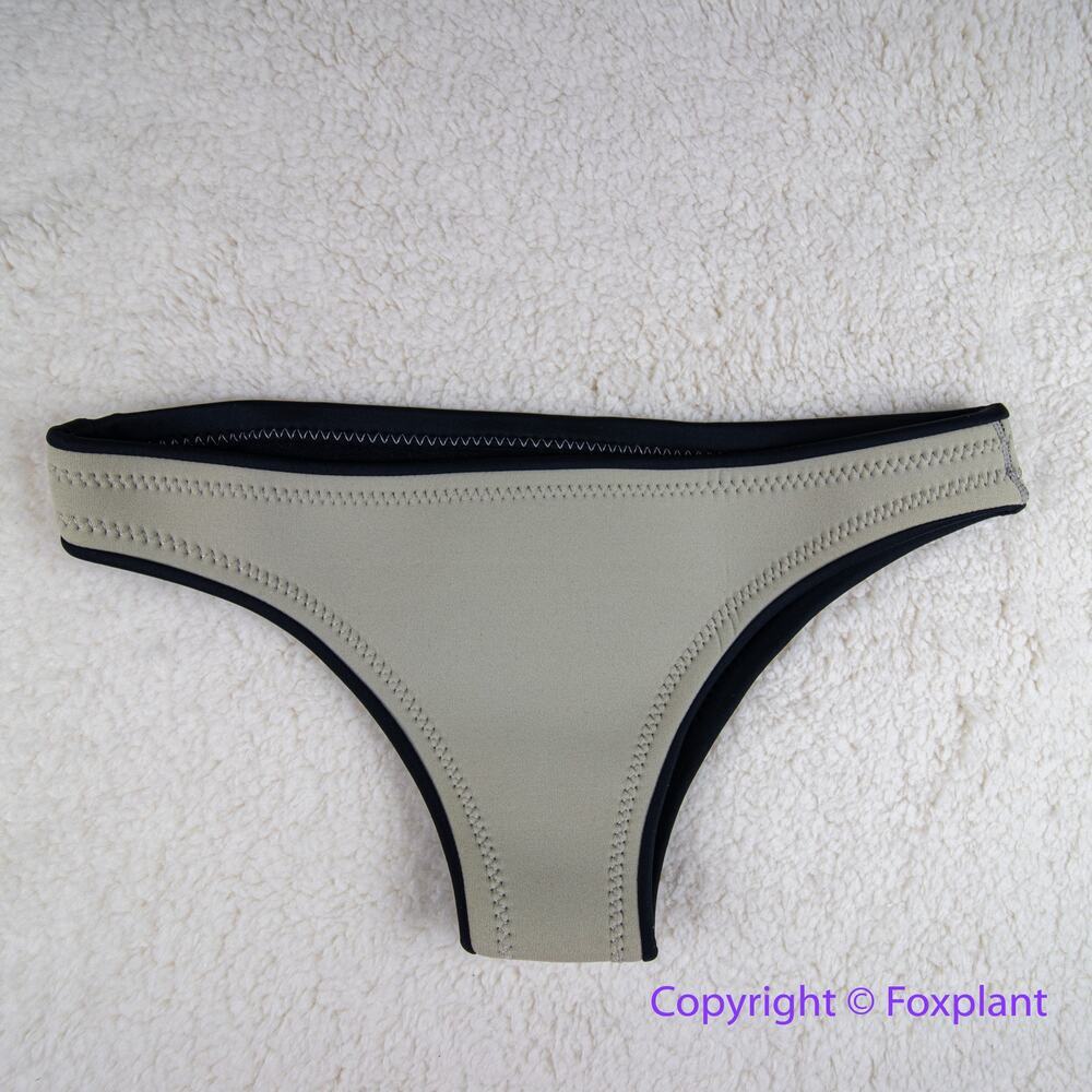 Abysse Jenna Bikini Bottoms, size M